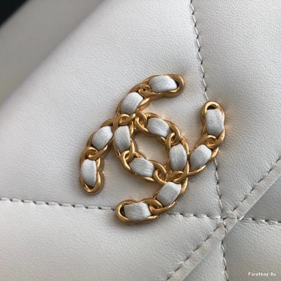 First Bag Ru LONG FLAP CHANEL 19 WALLET 0710